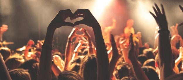 Tips for Flawless Festival Makeup 