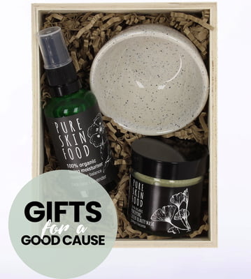 PURE SKIN FOOD "Get Clear Skin" Organic Selfcare Set - 1 set PURE SKIN FOOD "Get Clear Skin" Organic Selfcare Set - 1 set